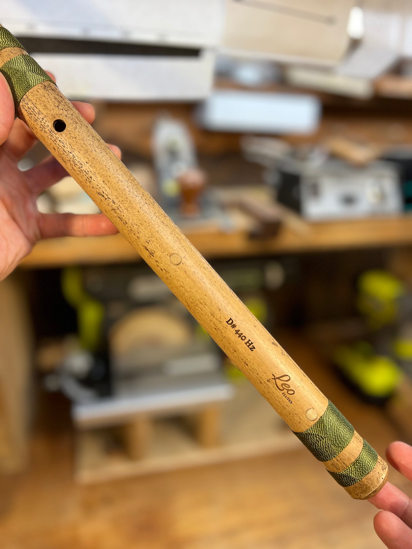 Andean Low Whistle - Pincuyo Flute (D# 440 Hz)